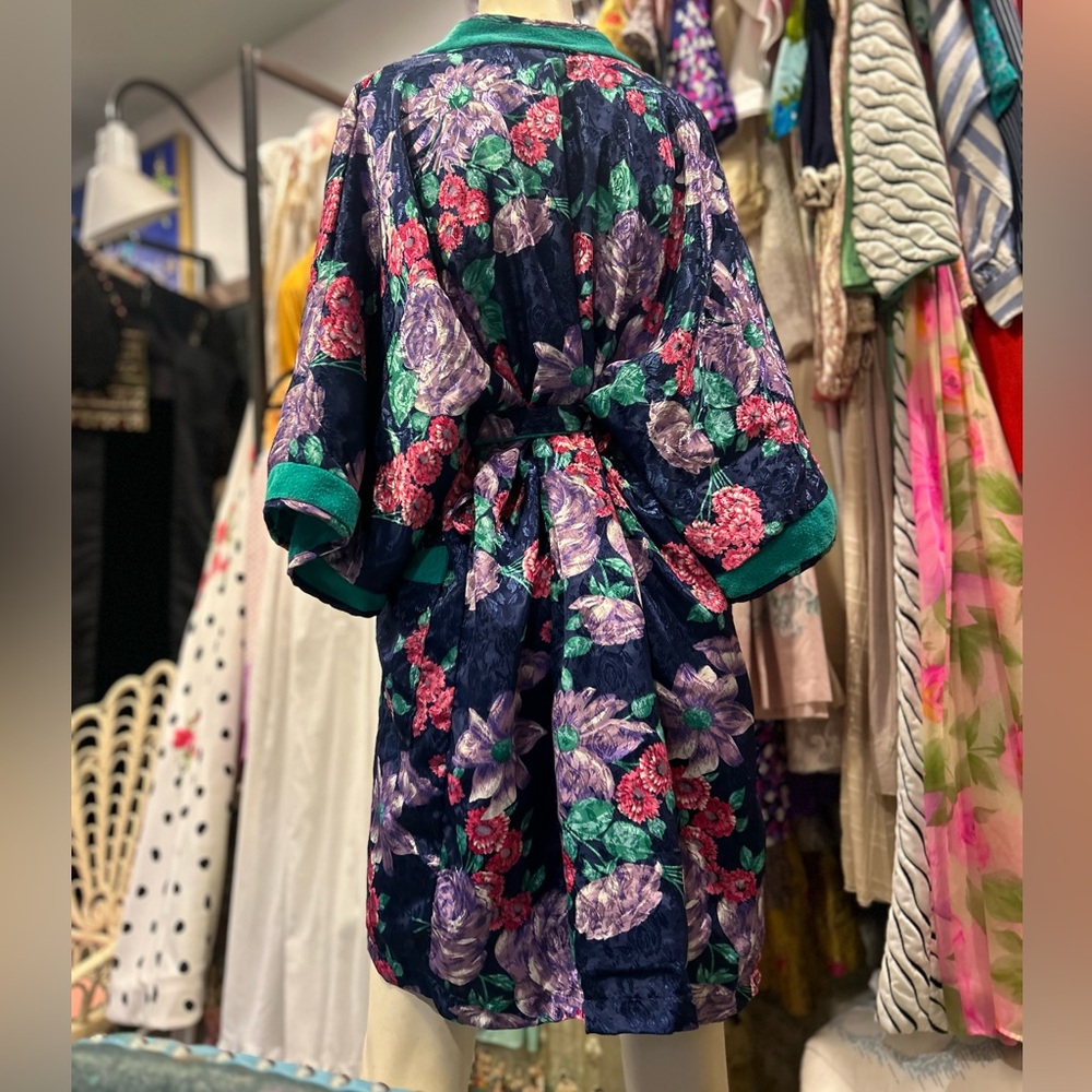 Vintage Terry Interior Robe - Picture 13 of 14